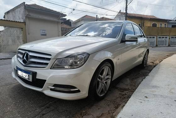 MERCEDES-BENZ C 180 1.8 CGI CLASSIC 16V TURBO GASOLINA 4P AUTOMÁTICO MERCEDES-BENZ C 180 1.8 CGI CLASSIC 16V TURBO GASOLINA 4P AUTOMÁTICO
